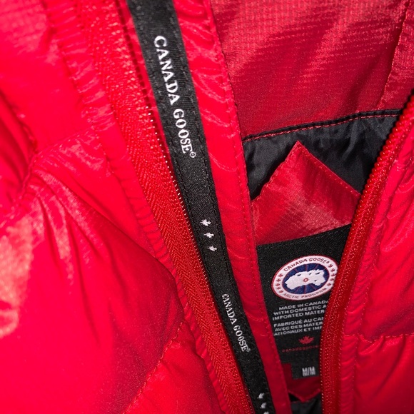 LIKE NEW Canada Goose Red Jacket 100% Authentic - Picture 4 of 8